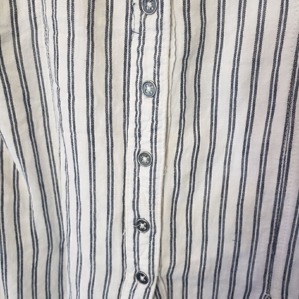 BDG Linen-Blend Strapless Striped Button Front Midi Dress - Picture 5 of 12